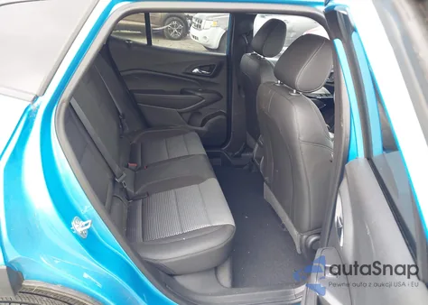 2025 Chevrolet Trax Fwd Lt z USA, uszkodzony, nr VIN KL77LHEP0SC047585